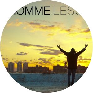 Homme Less