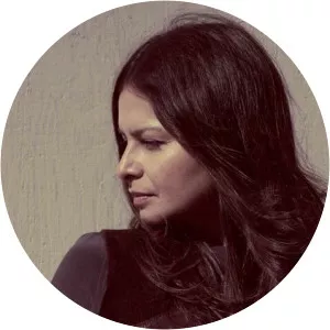 Hope Sandoval - American singer - Whois - xwhos.com