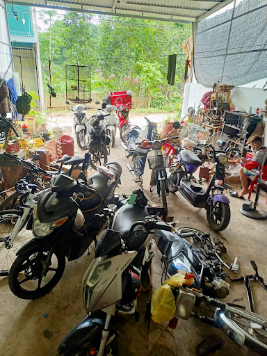 Huan Motorbike Repair