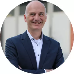 Hubert Romer - Politician