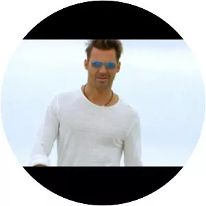 Hugo Castejón - Singer