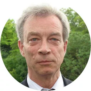 Hugues Portelli - Political figure