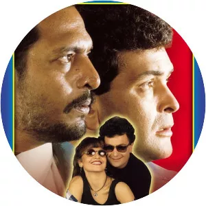 Hum Dono - 1985 ‧ Bollywood/Comedy music ‧ 1h 39m