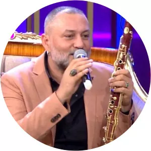 Hüsnü Şenlendirici