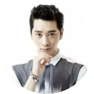 Hwang Chan-sung - South Korean singer