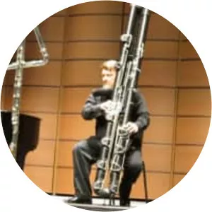 Hyperbass flute
