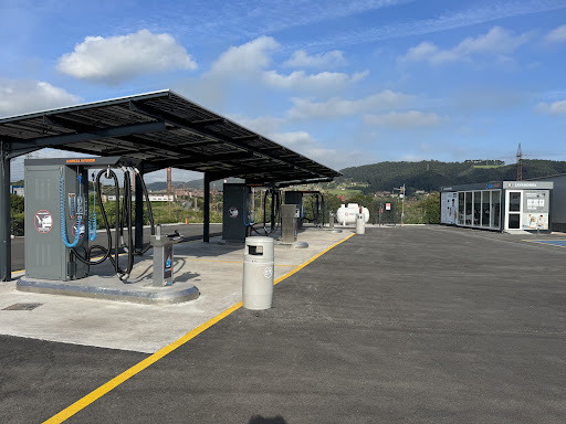 Hypowash La Calzada - Car wash in Gijon, Spain