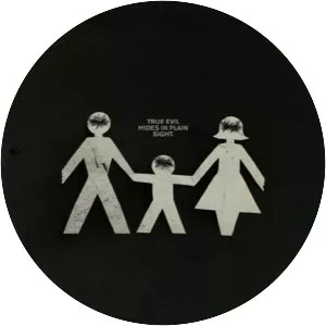 I See You - 2019 ‧ Thriller/Mystery ‧ 1h 36m