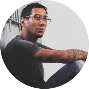 Ian Cylenz Lee photograph