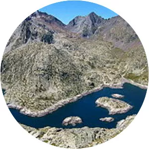 Ibón de Bachimaña Bajo