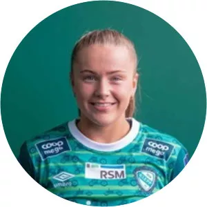 Ida Hetland Pedersen - Football player
