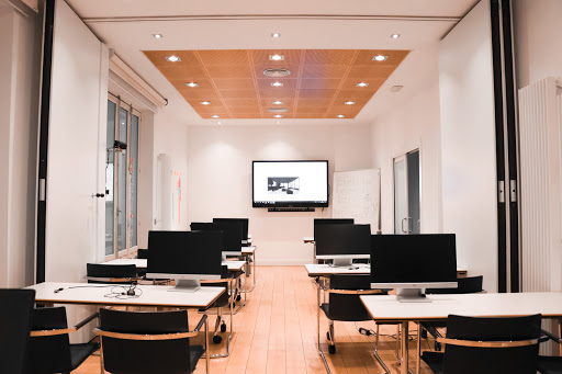 IDESIE Business School - Business school in Madrid, Spain