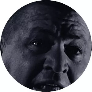 If a Body Meets a Body - 1945 ‧ Black and white/Short ‧ 18 mins