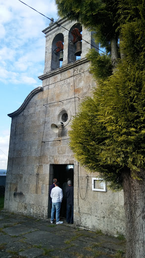 Iglesia de San Pedro de Farnadeiros