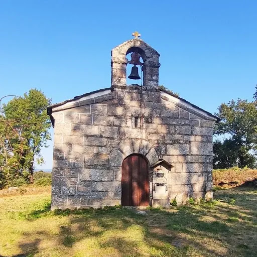 Iglesia de Santiago de Camposo - Church in Spain