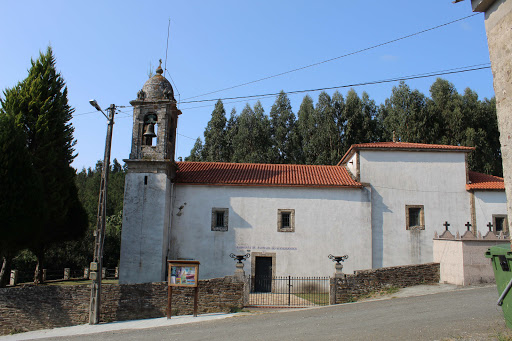 Iglesia de Santiago de Novefontes