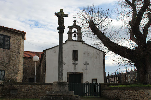 Iglesia de Santiago de Vilasantar - Catholic church in Vilasantar, Spain