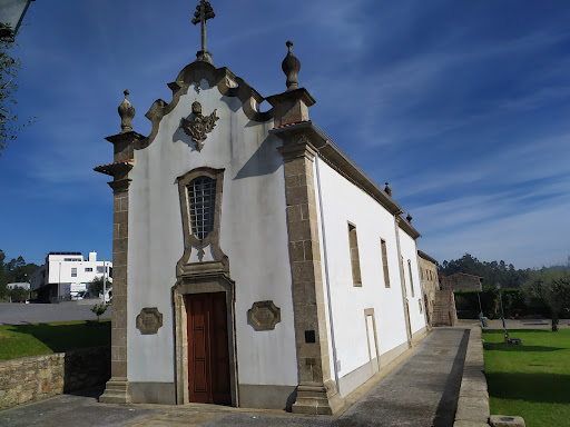 Igreja de Esqueiros