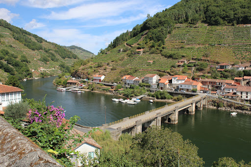 Igrexa de San Bartolomeu de Belesar - Church in Spain