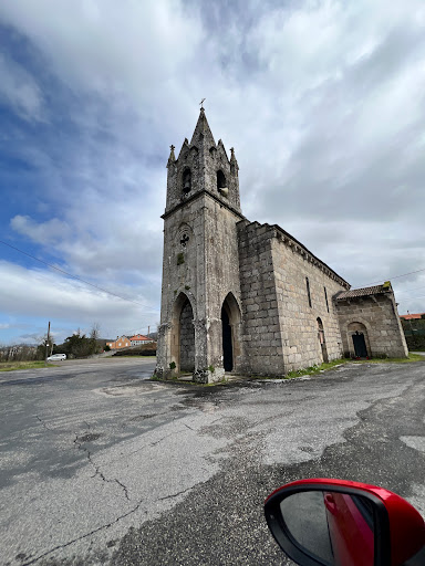Igrexa de San Pedro de Angoares