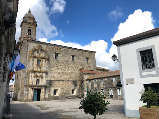 Igrexa de San Pedro de Melide