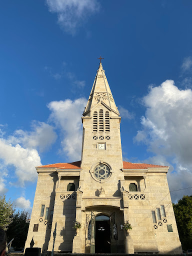 Igrexa de Santa Cristina - Catholic church in Sabaris, Spain