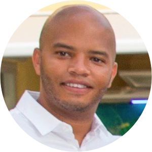 Iko Lourenco photograph