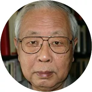 Ikuhiko Hata