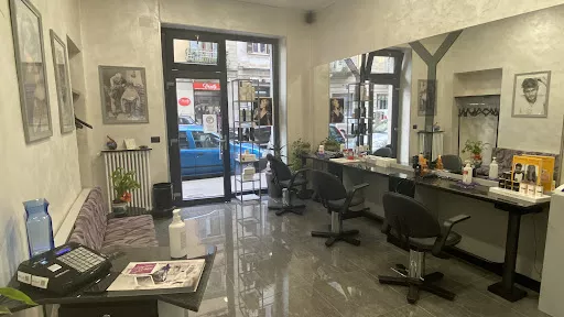 Il salotto dei capelli - Hairdresser in Turin, Italy
