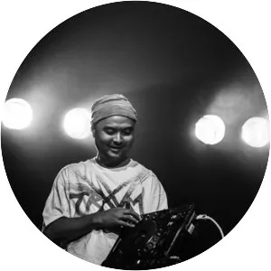 Illicit Tsuboi - Musical artist