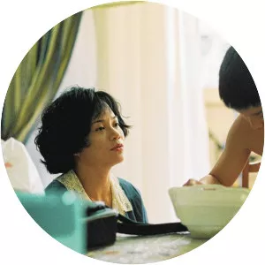 Ilo Ilo - 2013 ‧ Drama/Family ‧ 1h 39m