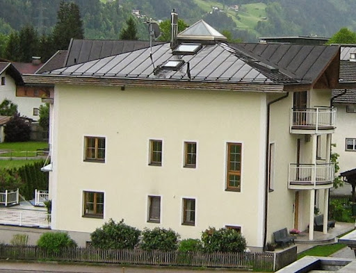 Immobilien Scheffauer GmbH - Real estate agent in Ried im Zillertal, Austria