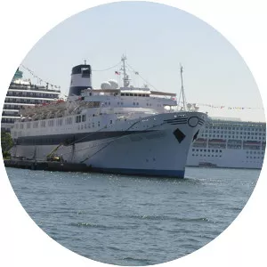 Imperial Majesty Cruise Line