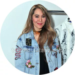 Ina Indayanti - Jeremy Thomas' wife