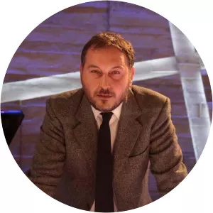 Indagine ai confini del sacroSince 2014 - TV program