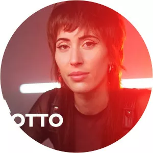 Indira Paganotto - Musical artist