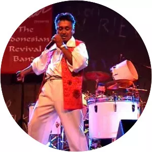 ben poetiray indonesian revival band