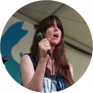 Indra Dunis - Musical artist