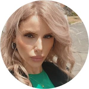 Inga Nazaryan photograph