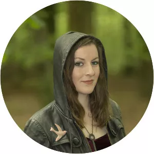 Ingrid Plum - Musician