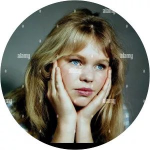 Ingrid Simon - Actress