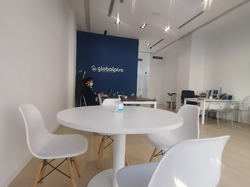Inmobiliaria en Plaza Castilla I Globalpiso Oficina
