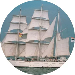 INS Tarangini - Barque