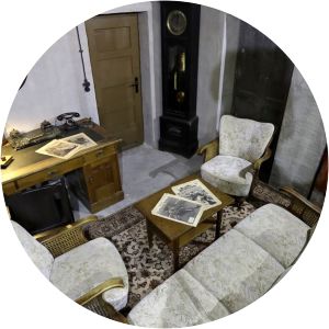 Inside Hitler's Bunker - Book by Joachim Fest