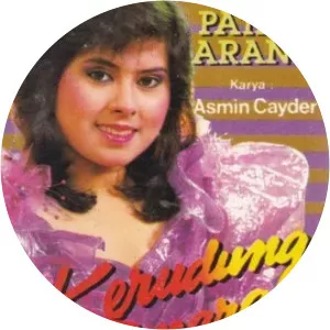 Intan Ali photograph