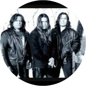 Interpuesto - Musical artist