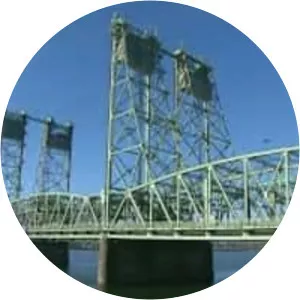 Interstate Bridge - Vertical-lift bridge