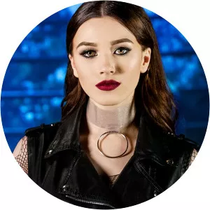 Ioana Ignat - Romanian singer