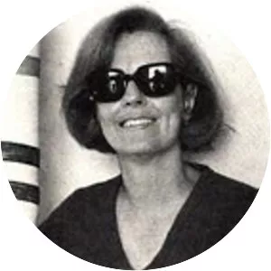 Ione Saldanha - Artist