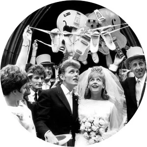 Iris Caldwell - Alvin Stardust's wife